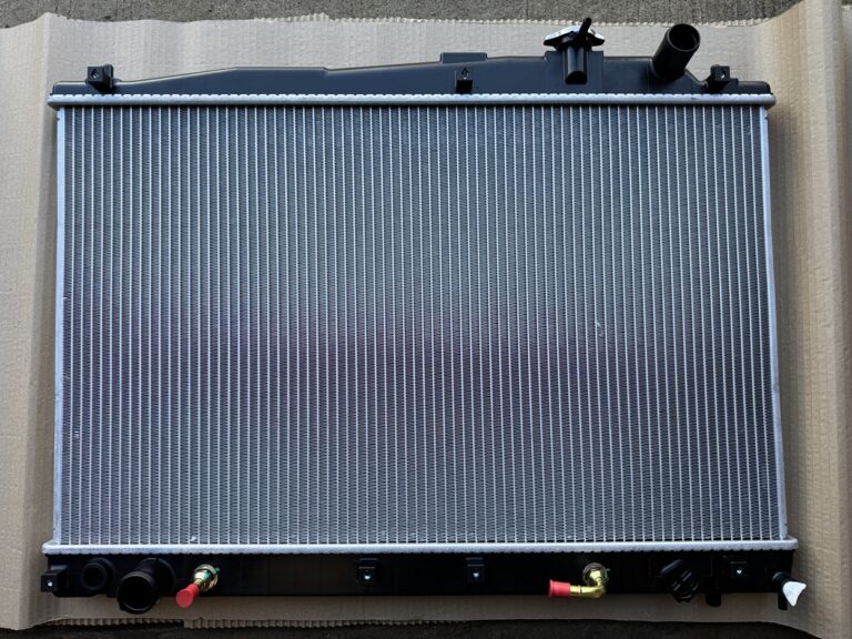 New Toyota Estima 3.0 V6 Auto Radiator